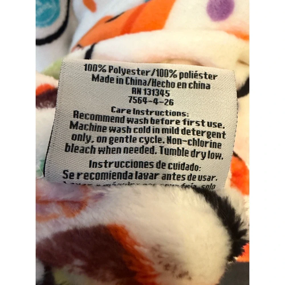 Tootsie Roll Halloween Oversized Plush Throw Blanket Pumpkin Candy 60x70